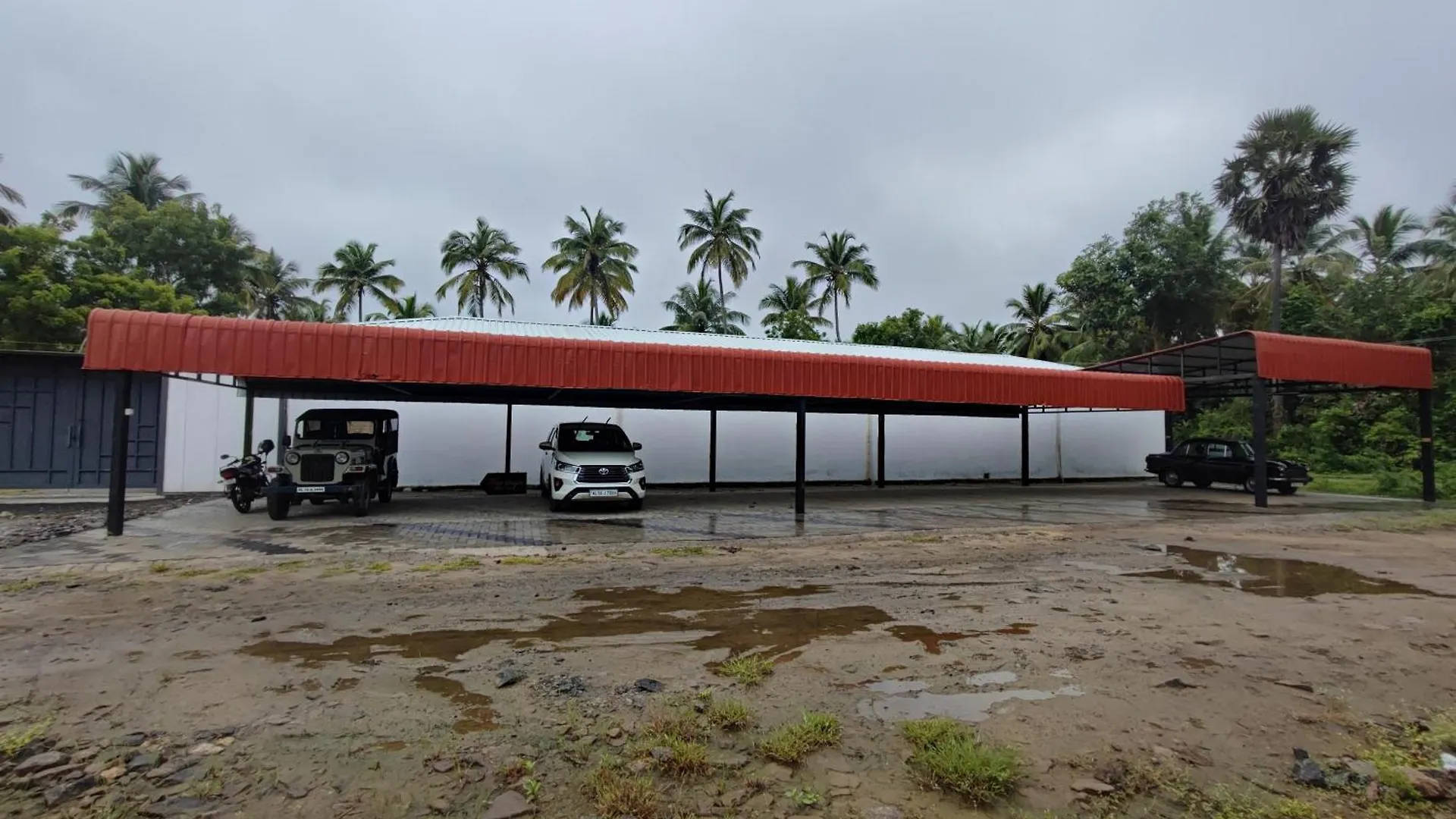 Haydays Farm Stay Ac Container House With Pool Kozhinjampāra