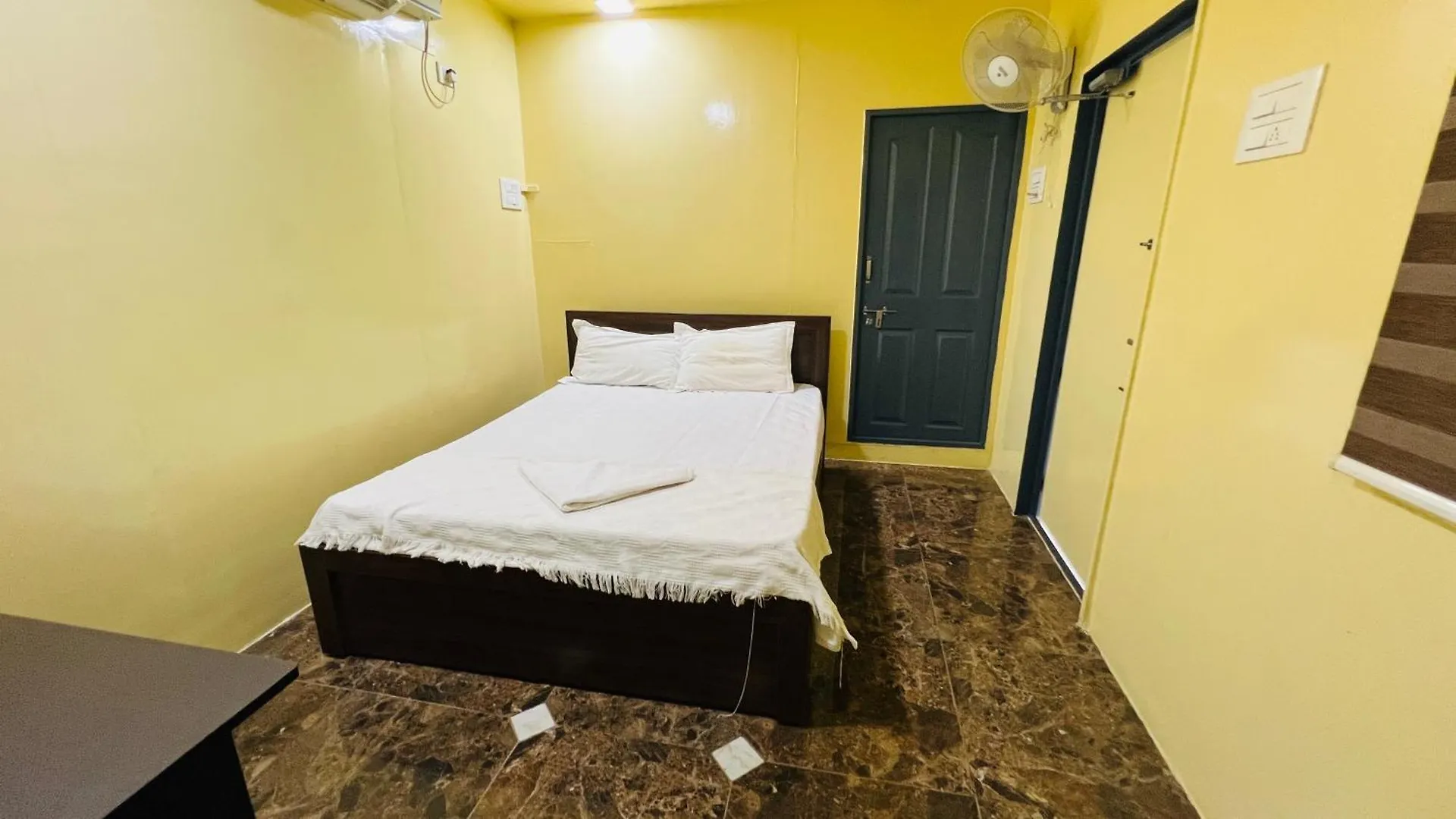 Haydays Farm Stay Ac Container House With Pool Kozhinjampāra