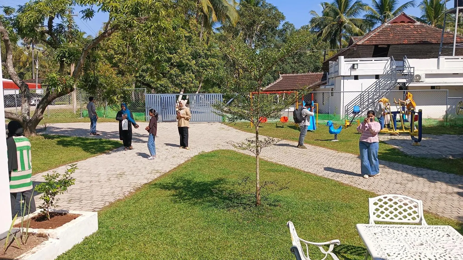 Haydays Farm Stay Ac Container House With Pool Kozhinjampāra