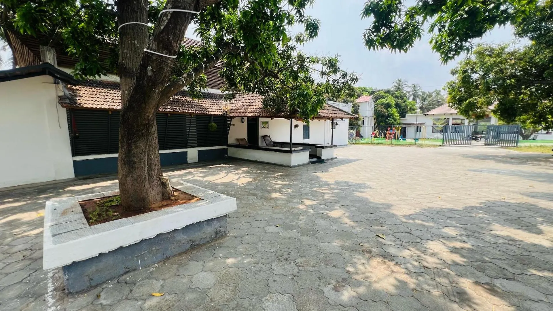 Haydays Farm Stay Ac Container House With Pool Kozhinjampāra 0*,  Indie